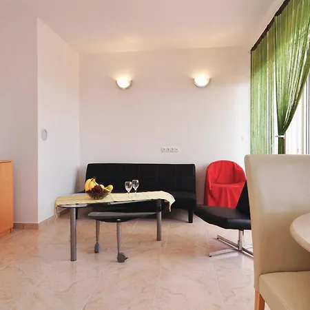 2 Bedroom Beautiful In Apartman *