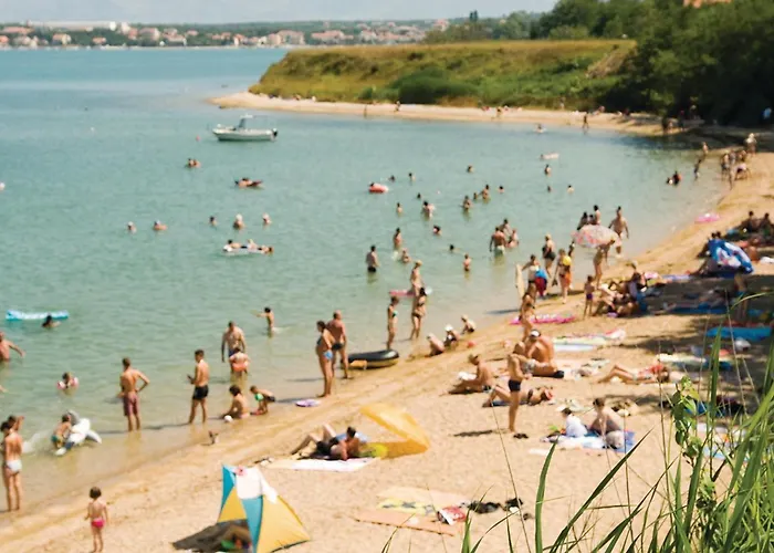 Stunning In With Swimming Pool